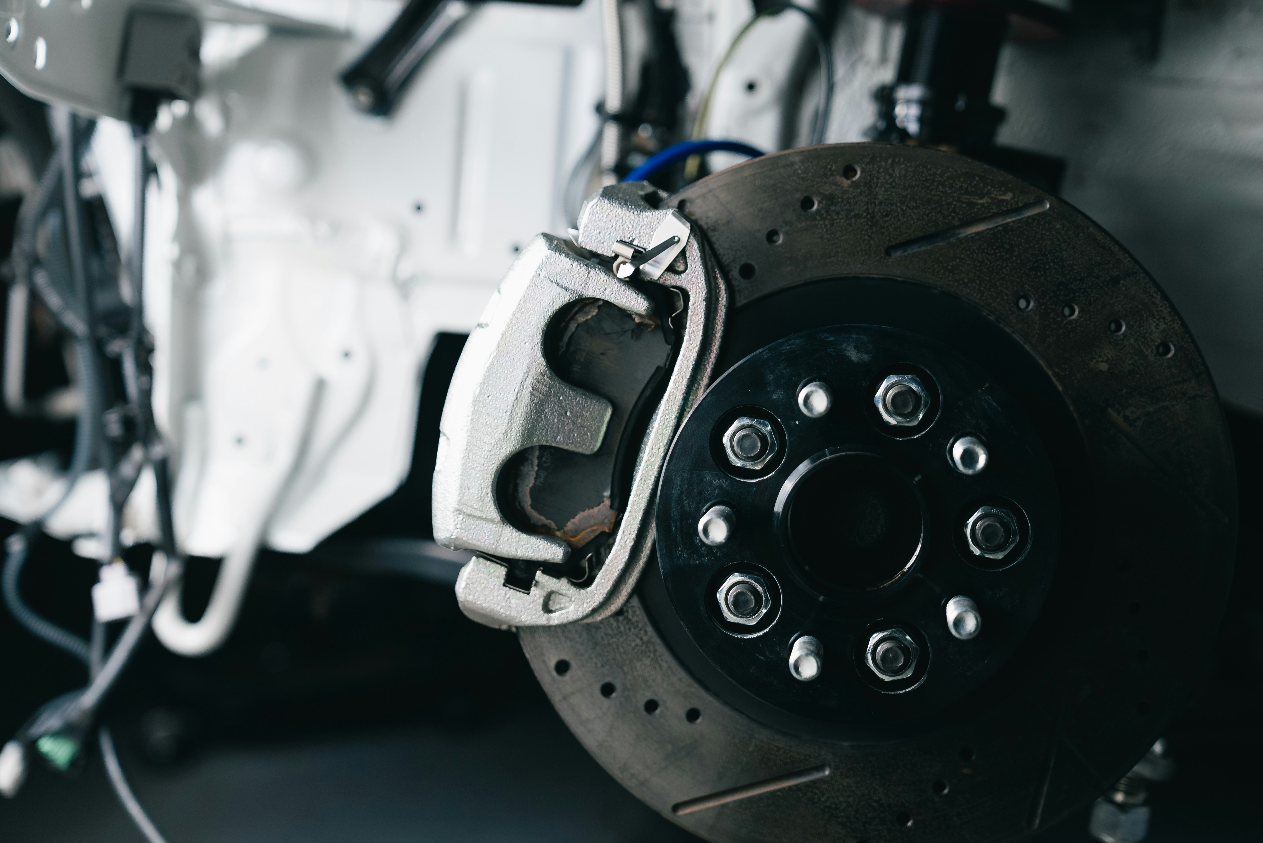 Close-up of a new clutch kit installation